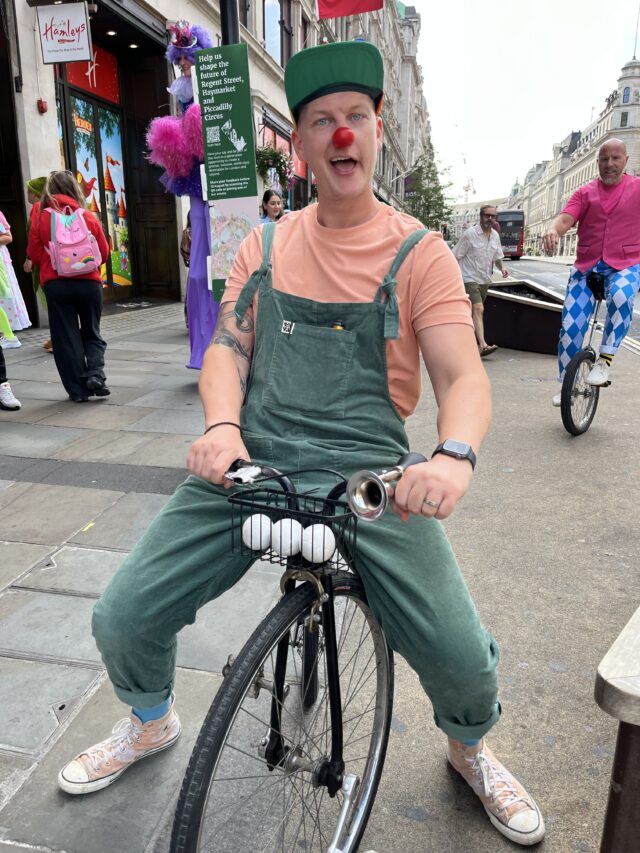 Hamleys Entertainment Strongbones Disney Party