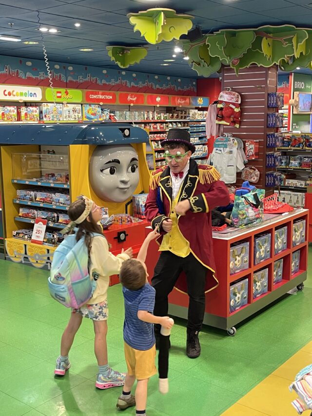 Hamleys Entertainment Strongbones Disney Party